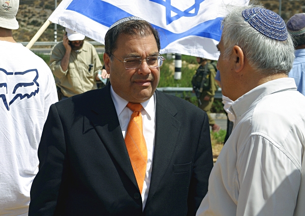 My Home Town, Efrat - The Rabbi & the Mayor -- Rav Riskin & Eli Mizrachi