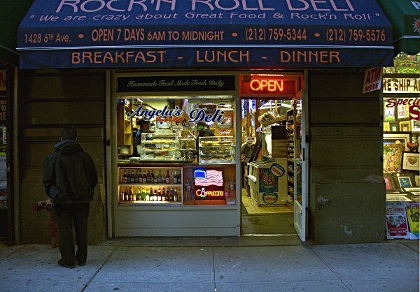 Another week in New York City - Angela's Rock'N Roll Deli
