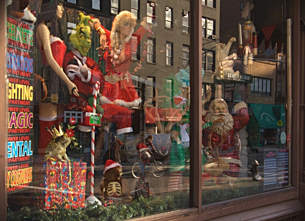Another week in New York City - Sexy Costumes