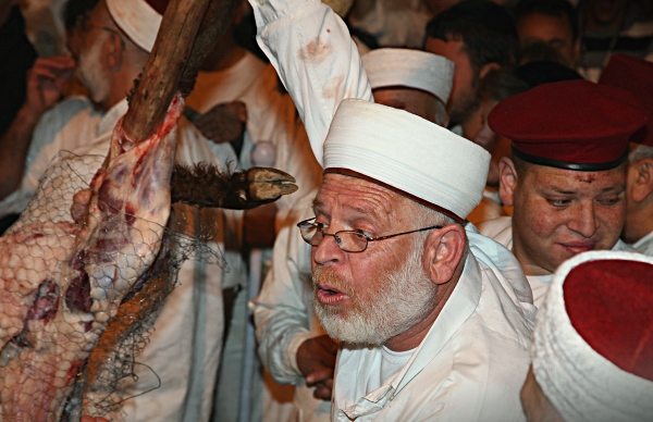 Samaritan, Shomronim, Passover Sacrifice -- Zevach - Participants