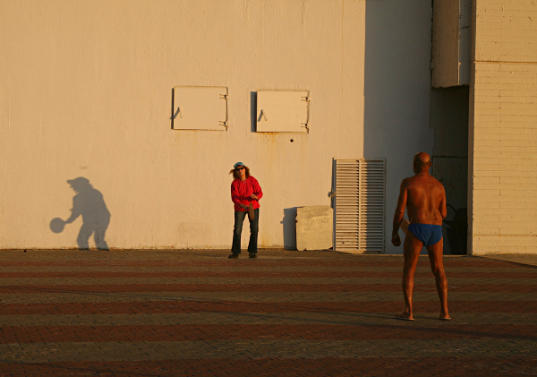 Tel Aviv on the Sandy Beach - Mixed Sex Beach Paddleball, Matkot